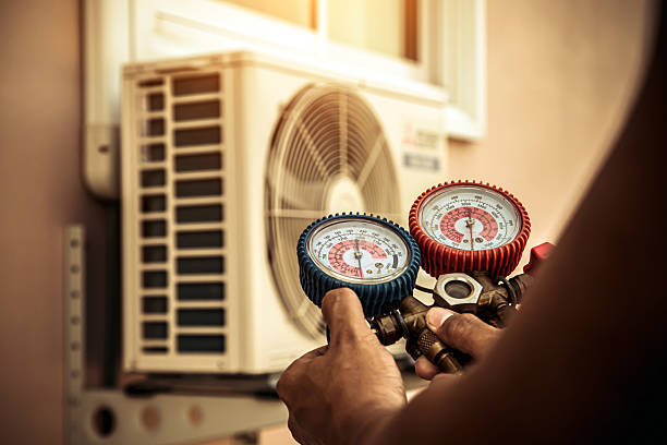 Professional Ac Installation technician working in Beverly, NJ
